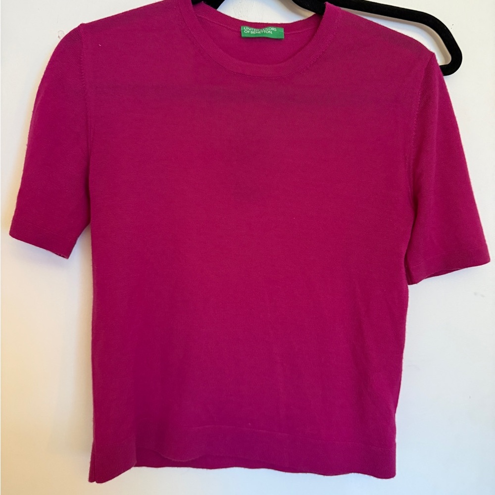 Benetton 100% Virgin Wool Sweater Magenta Spring Short Sleeve Knit Top Small